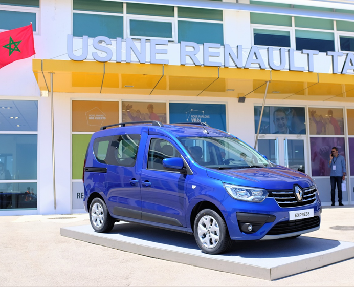 Présentation des deux nouveaux véhicules de la marque Renault produits